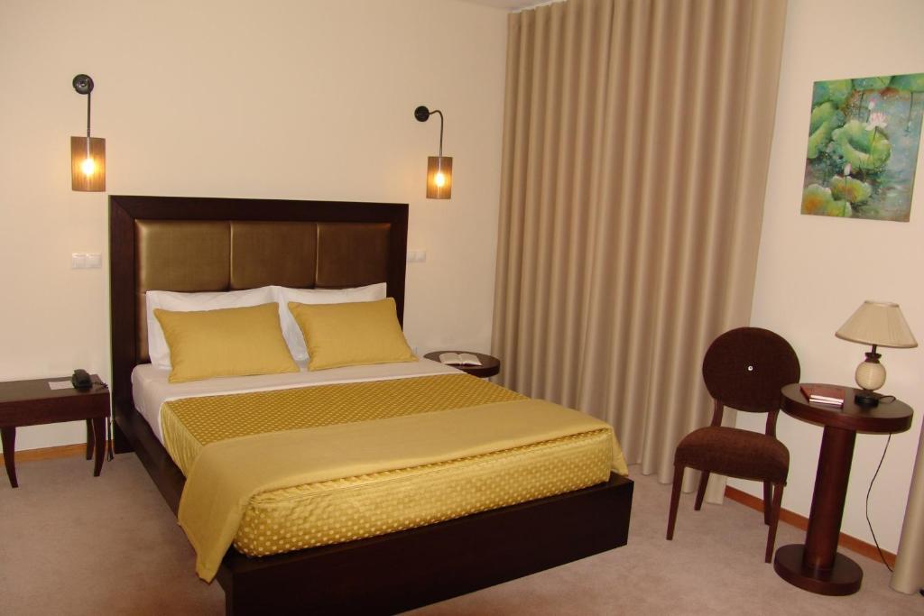 Santo Thyrso Hotel Santo Tirso Cameră foto