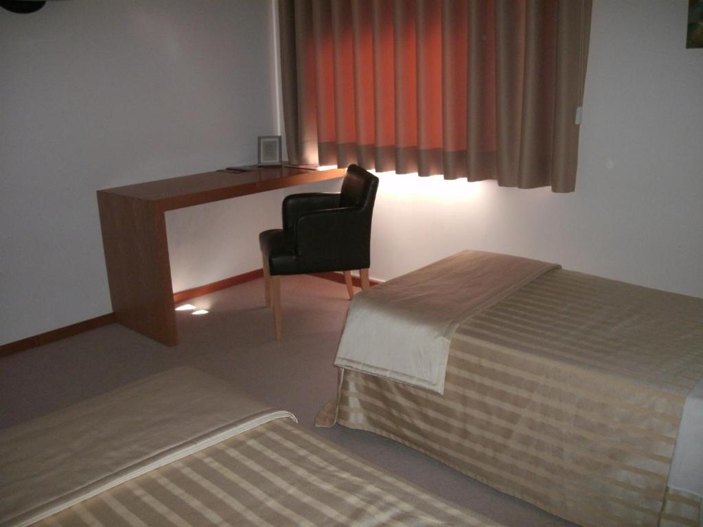 Santo Thyrso Hotel Santo Tirso Cameră foto