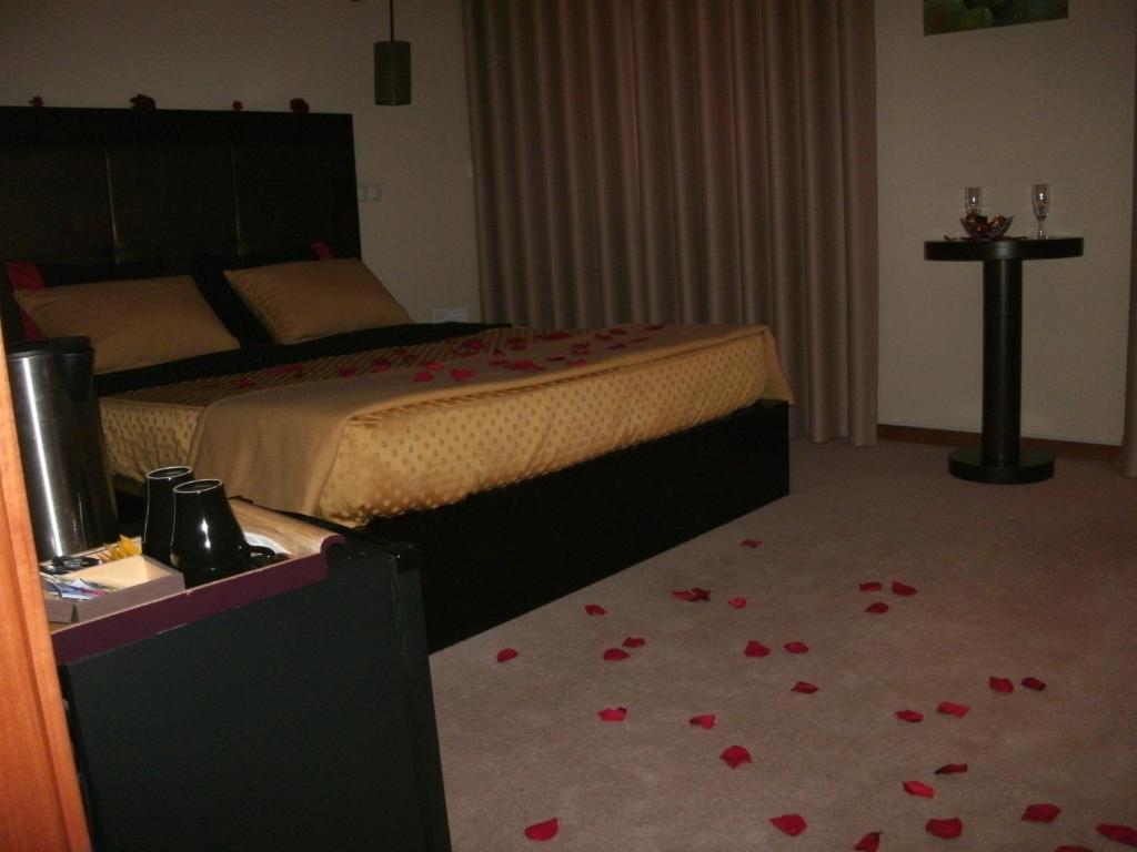 Santo Thyrso Hotel Santo Tirso Cameră foto